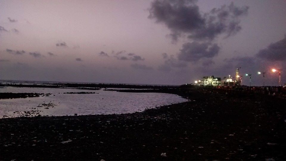 Photo of Running and Mumbai 12/15 by Rimi Sen