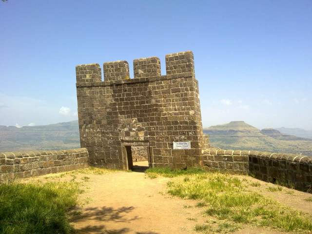 Photo of One Day Trek To Shivneri Fort - Vacations Adventurous 4/13 by Ritika Tyagi