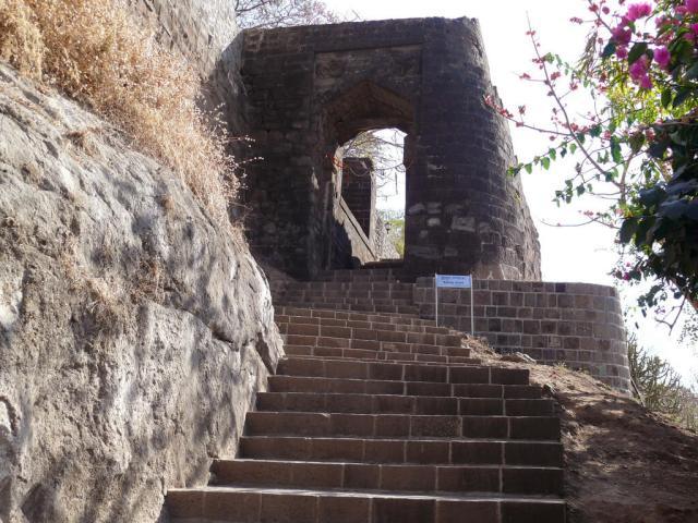 Photo of One Day Trek To Shivneri Fort - Vacations Adventurous 12/13 by Ritika Tyagi