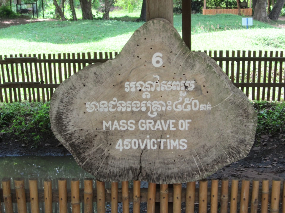 Photo of Killing Fields, ផ្លូវជើងឯក, Phnom Penh, Cambodia by Jemima Durnford