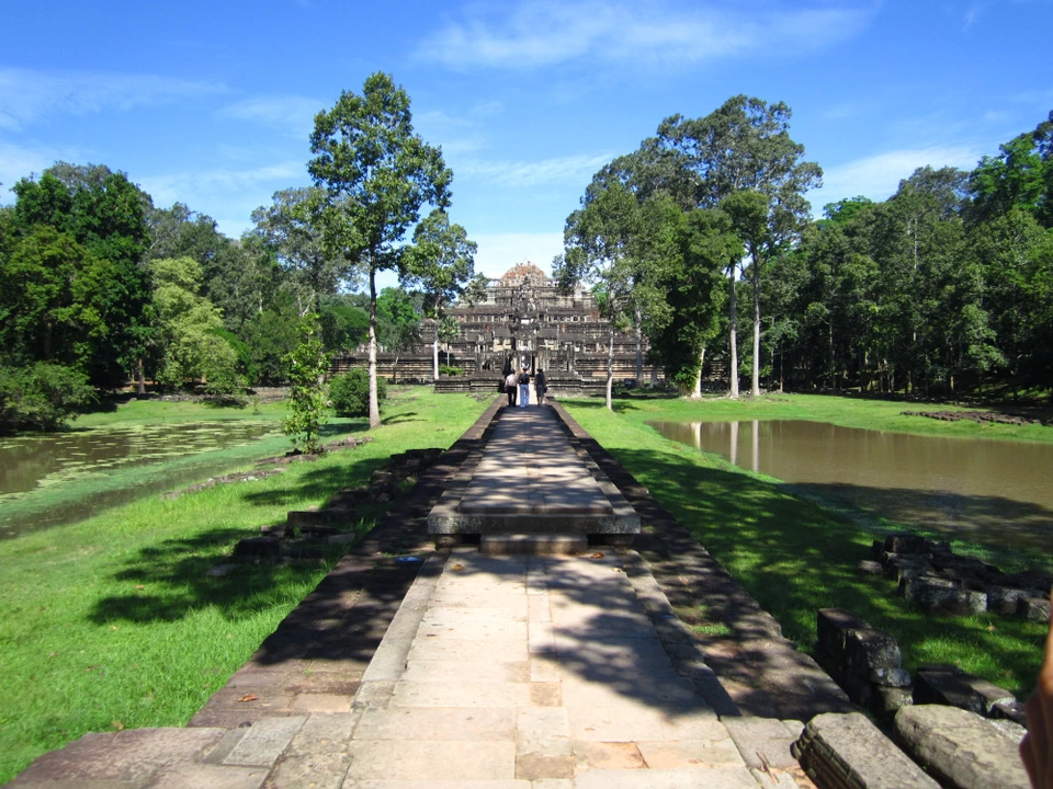 Photo of Cambodia – harrowing, fascinating and architecturally outstanding by Jemima Durnford