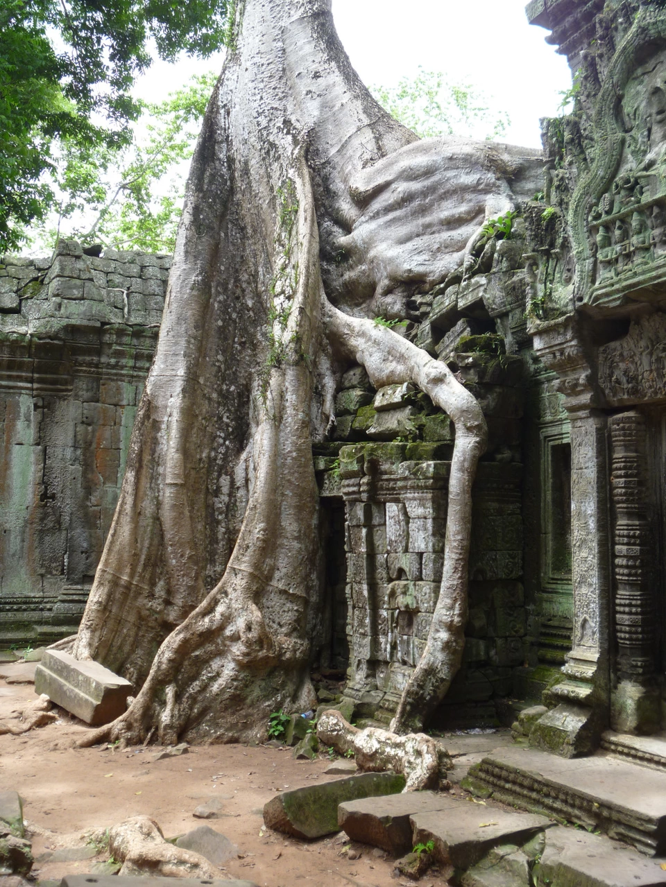 Photo of Bayon Temple, Krong Siem Reap, Cambodia by Jemima Durnford