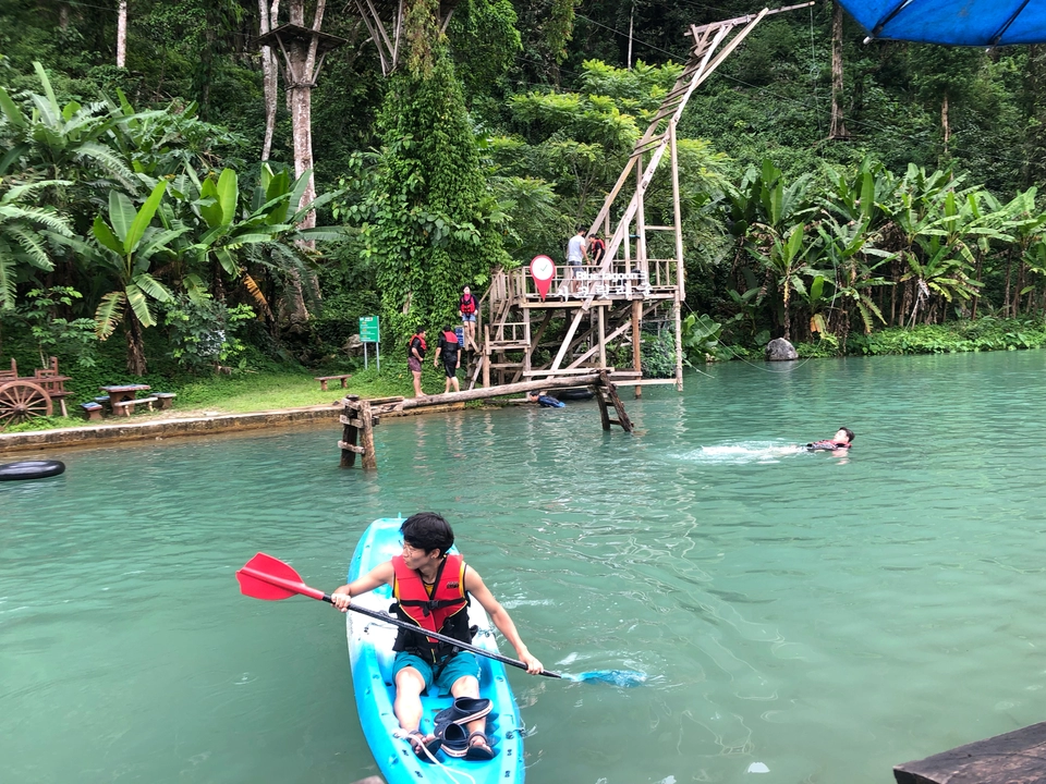Photo of Vang Vieng by Shahzad Brat
