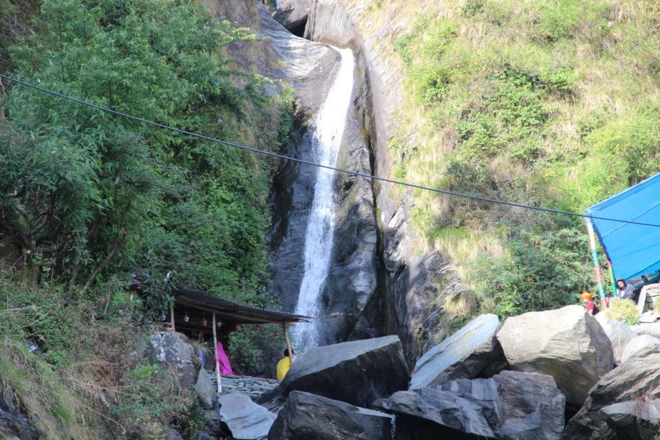 Photo of 7 things to do in Dharamshala: The Land Of Monasteries and Monks - (The Lazy Diva) 10/10 by Preeti Suman Mohapatra