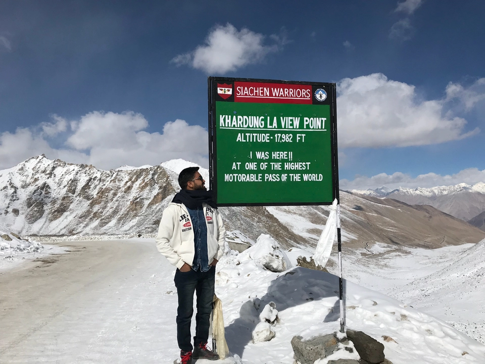 Photo of Khardungla Pass, Khardung La Road, Leh by Anuj Khandelwal