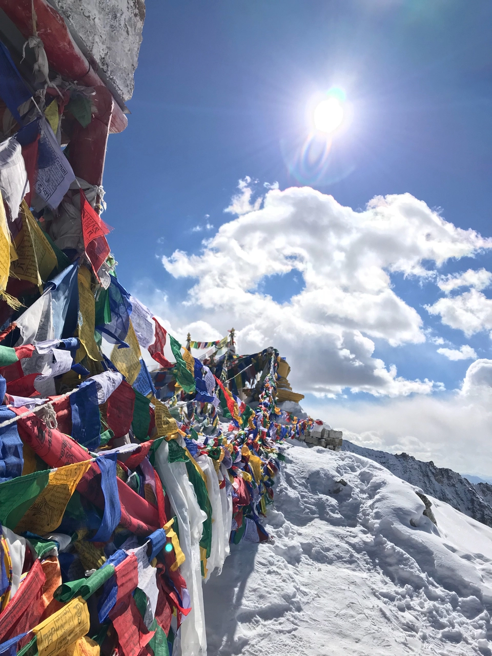 Photo of Khardungla Pass, Khardung La Road, Leh by Anuj Khandelwal