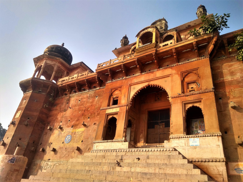 Photo of VARANASI - THE MINI INDIA 9/9 by Moupiya Banerjee