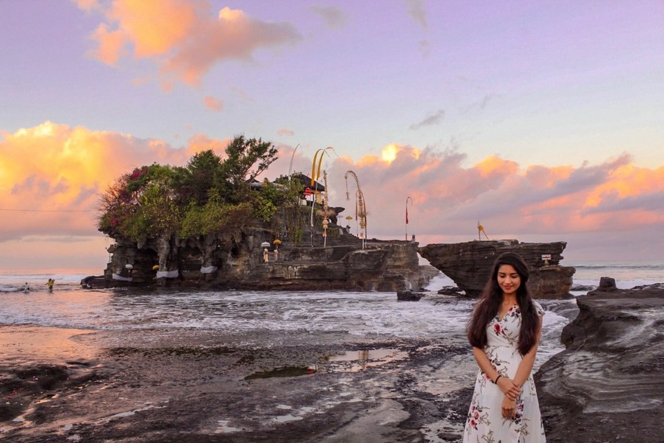 Photo of Tanah Lot Temple, Jalan Tanah Lot, Beraban, Tabanan Regency, Bali, Indonesia by Suvarna Arora