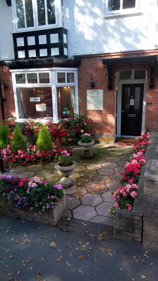 Photo of My Journey to the land of Fairy-tales- A weekend at #Stratford Upon #Avon 6/7 by Payel