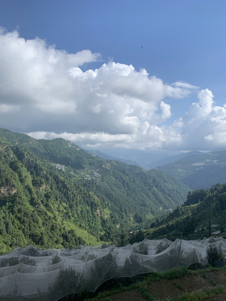 Photo of Hatu Peak, Himachal Pradesh by Akshita Duggal