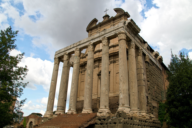 Photo of Roman Forum, Via della Salara Vecchia, Rome, Metropolitan City of Rome, Italy by Indi Tourists