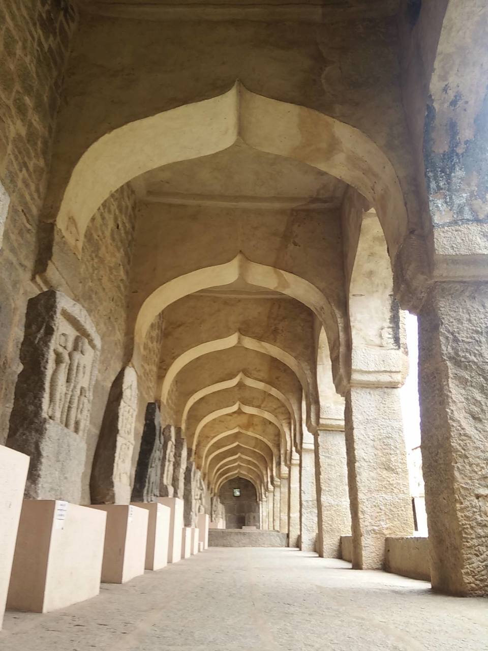 Photo of Hampi - A hidden treasure in Karnataka, India ! 4/36 by Pari