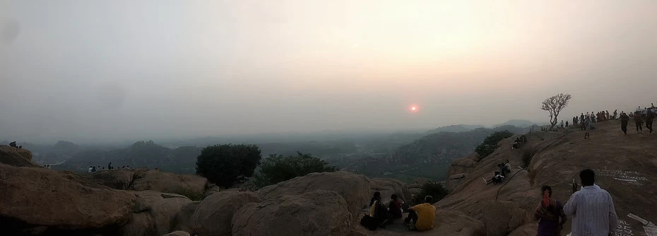 Photo of Anjanadri Hill, Hanumanahalli, Karnataka, India by The Urban Nomad