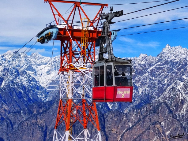 Photo of Auli Laga Joshimath, Uttarakhand, India by Santosh Maurya