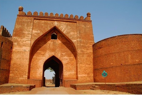 Photo of Bidar Fort 1/3 by Pallavi Roy