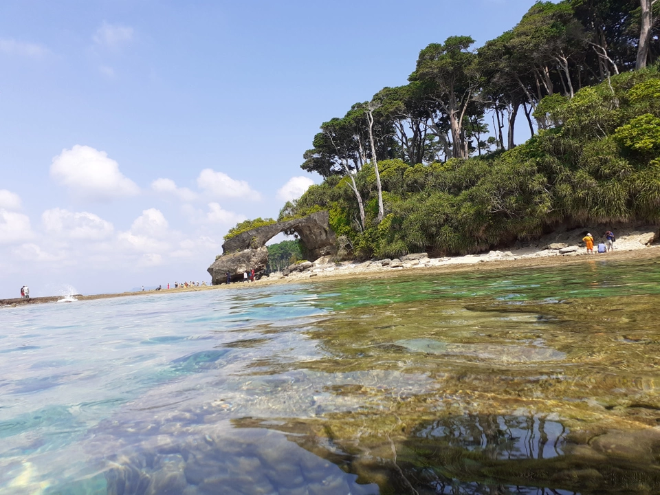 Photo of Laxmanpur Beach No 1, Village Road, Lakshmanpur, Andaman and Nicobar Islands, India by Shradha Palni