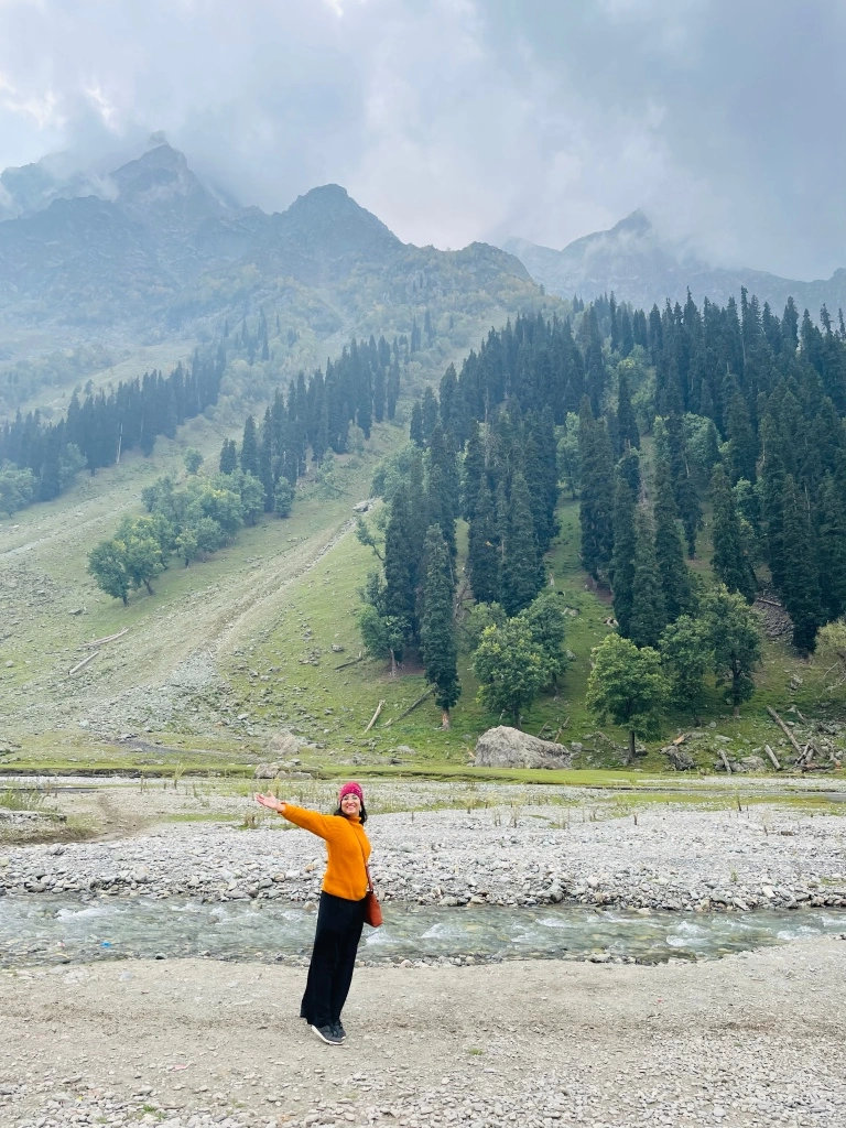 Photo of Heaven on Earth - Kashmir, A 5-day Itinerary by Geetha Ranganathan