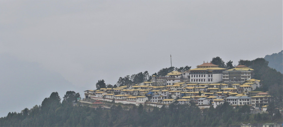 Photo of Tawang monastery and War memorial by Sneha Avinash