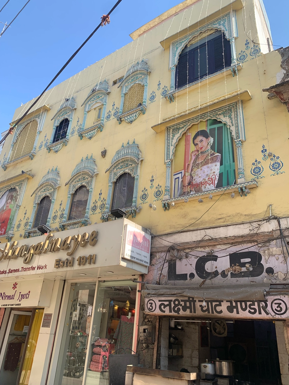 Photo of BAPU BAZAR, Bapu Bazar, Pink City, Jaipur, Rajasthan, India by Simran Singh