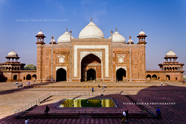 Photo of Taj Mahal - poetry in white. 11/22 by vishaltomar53