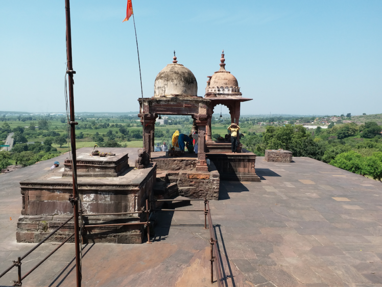 Photo of Incomplete Architectural marvel from 11th Century - Bhojpur, MadhyaPradesh 1/11 by madhu sharma
