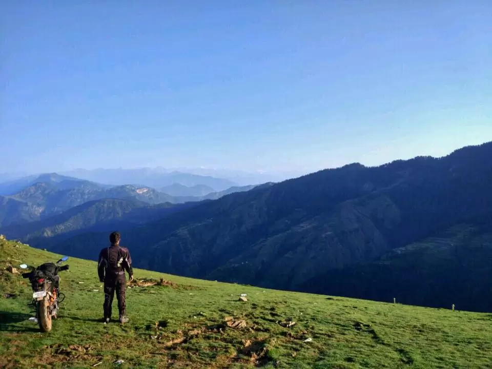 Photo of Prashar Lake by themilemuncher (Rakshit Makkar)