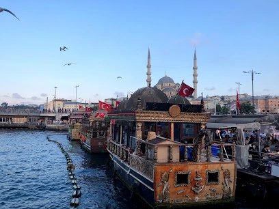Photo of Hobyar, Eminönü İskelesi, Fatih/İstanbul, Turkey by Kapil Thapliyal