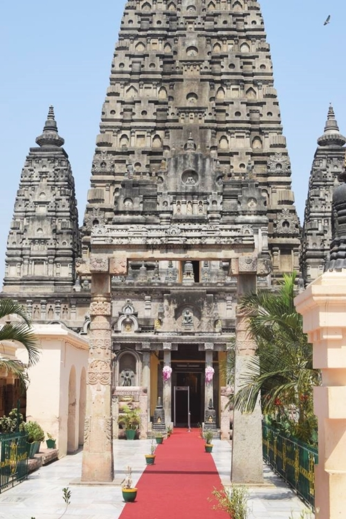 Photo of Mahabodhi Temple : Tracing the roots of Buddhism 2/7 by Sangram Keshari Rout