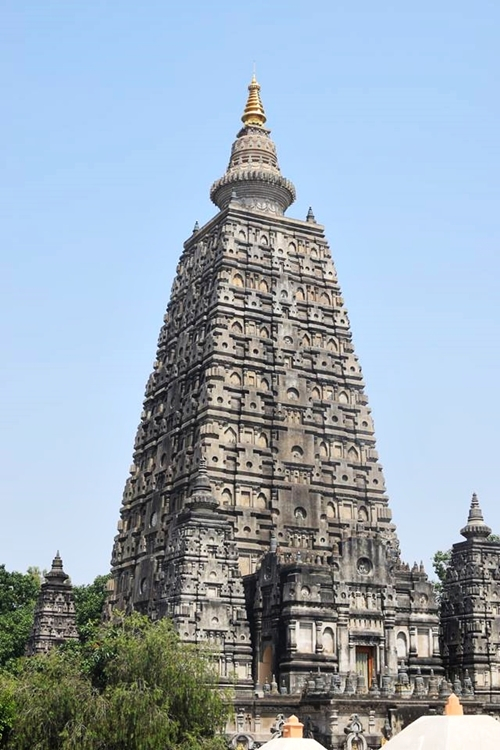 Photo of Mahabodhi Temple : Tracing the roots of Buddhism 4/7 by Sangram Keshari Rout
