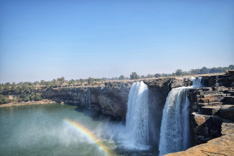 Photo of Chitrakoot Water Falls, Tiratha, Chhattisgarh, India by Ordo Ab Chao Blogger