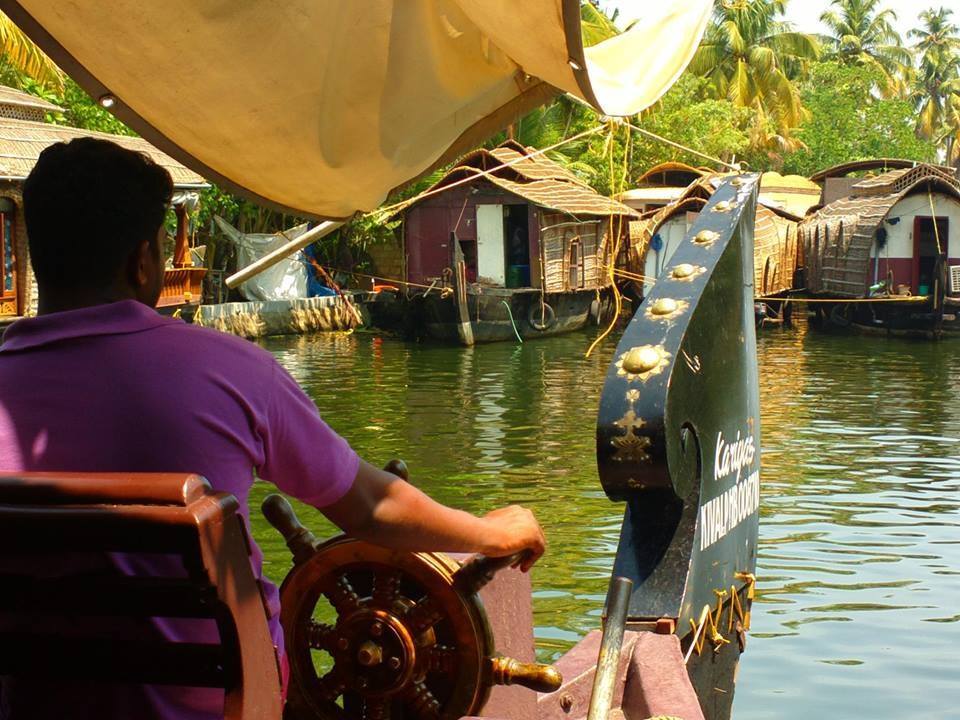 Photo of Alappuzha Backwaters - lots of chemmeen but no Karuthamma 28/34 by Chendilk