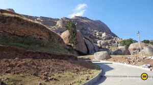 Photo of Madhugiri Fort, Karnataka by Akil Narayana