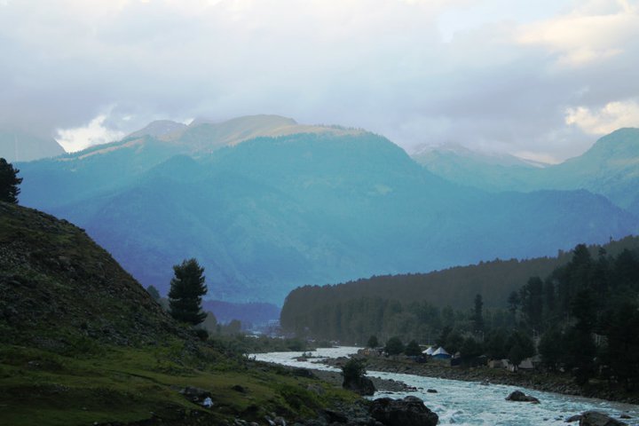 Photo of Valley of Kashmir 48/54 by Raj Shetty