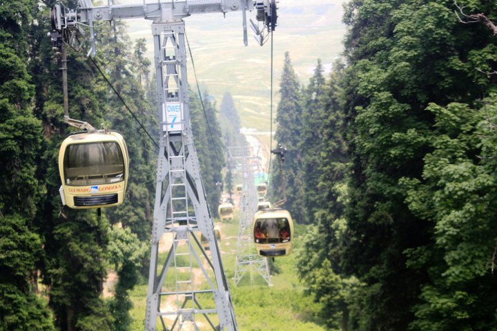 Photo of Valley of Kashmir 18/54 by Raj Shetty