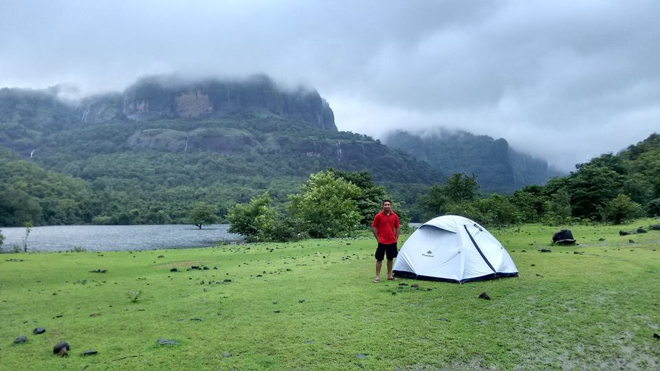 Photo of Devkund Waterfall – Enroute to Paradise 10/15 by Pratik Sachdev