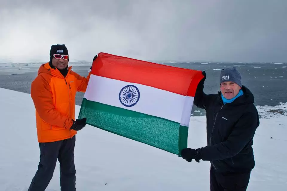 Photo of Antarctica, Antarctica by Satya Pavan