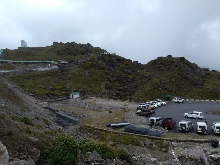 Photo of Nathula Pass - India, Yadong County, Nathilapass, Sikkim, India by Vrinda Dujari