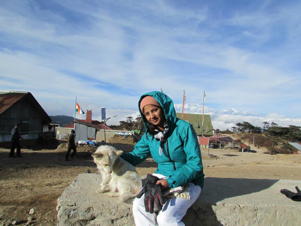 Photo of Landrover and Kanchenjunga 5/6 by Kasturi Karuna