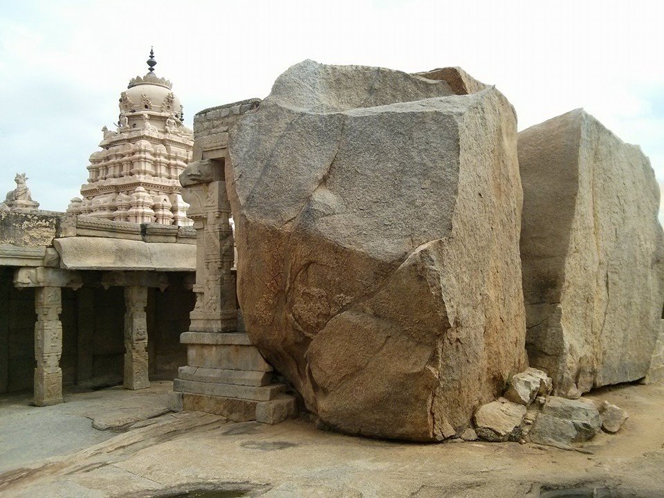 Photo of Lepakshi 10/13 by dexterkarthik