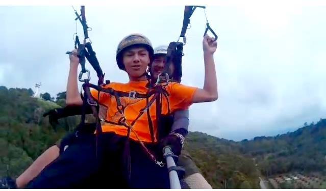 Photo of Malaysia – Paragliding: Spread your wings and fly away 13/28 by Nor Amanah
