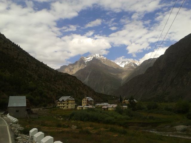 Photo of Why a Road Trip to Ladakh is Your Ideal Honeymoon 10/13 by Meet Kaur
