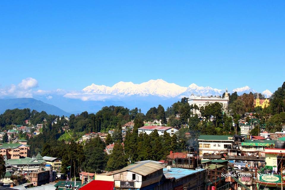 Photo of Darjeeling: The Queen of Hills by Sounak Ghosh
