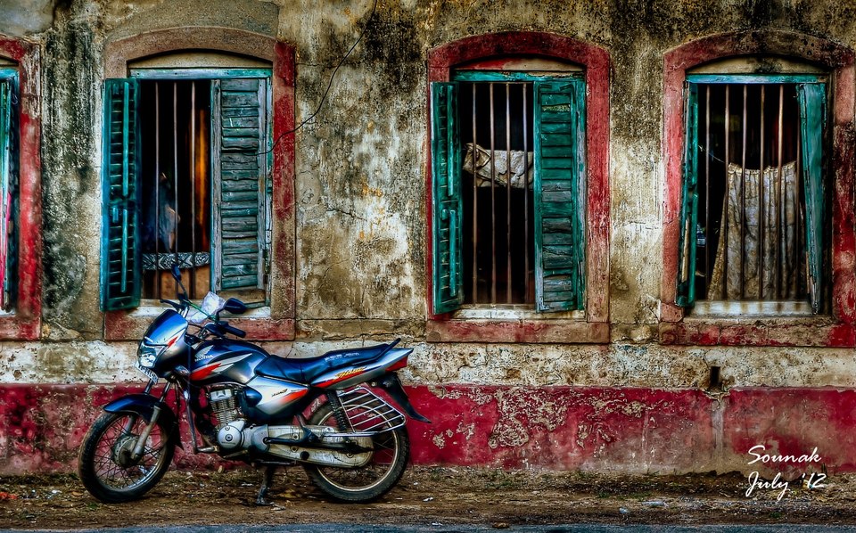Photo of Shyambazar, Bhupendra Bose Avenue, Hati Bagan, Kolkata, West Bengal, India by Sounak Ghosh