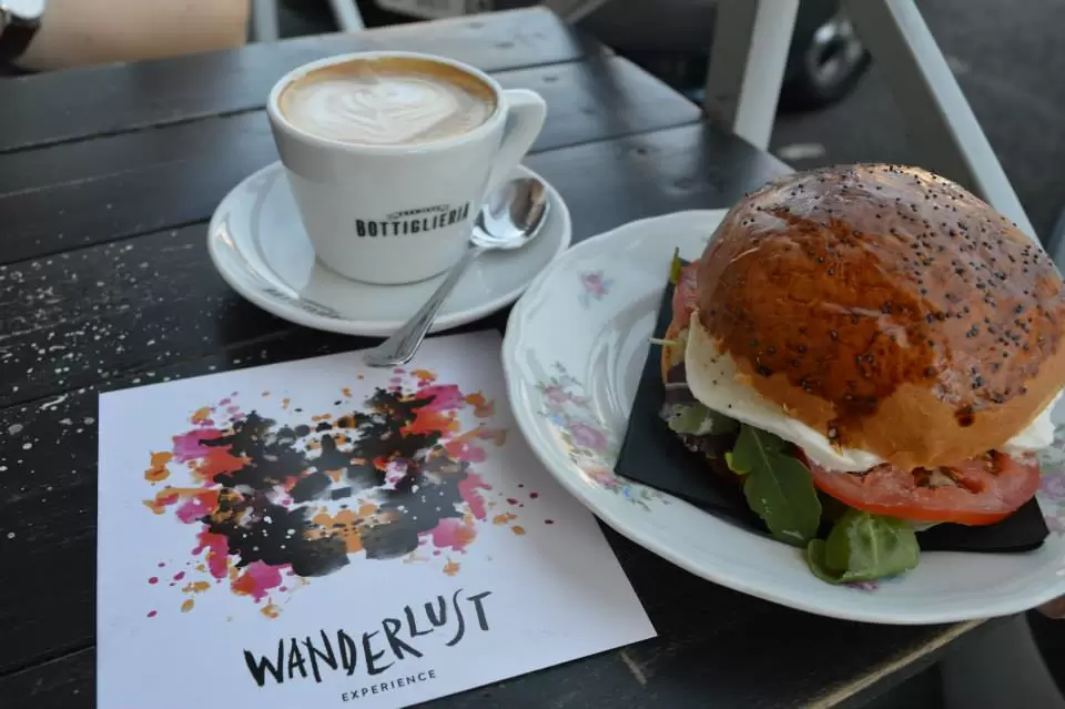 Photo of Bottiglieria Pigneto, Via del Pigneto, 106/a, 00176 Roma, Italië by Jovana