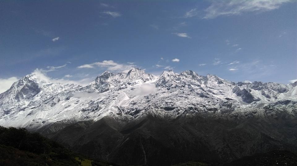 Photo of Cherish the beauty & romanticism, & live in the shadows of Mt Kangchenjunga – the Goechala Diaries 18/52 by Tushar Chatterji
