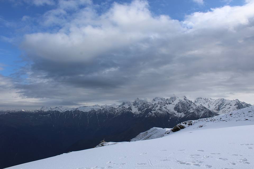 Photo of When your heart is set and the mind ajar, don't worry and climb to Sar: Sar Pass, Himachal Diaries 2/17 by Tushar Chatterji