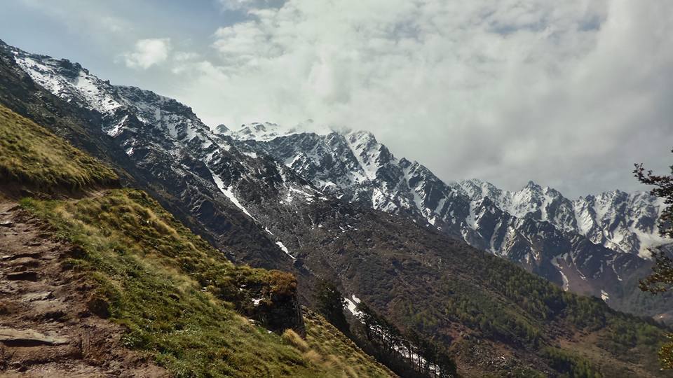 Photo of When your heart is set and the mind ajar, don't worry and climb to Sar: Sar Pass, Himachal Diaries 13/17 by Tushar Chatterji