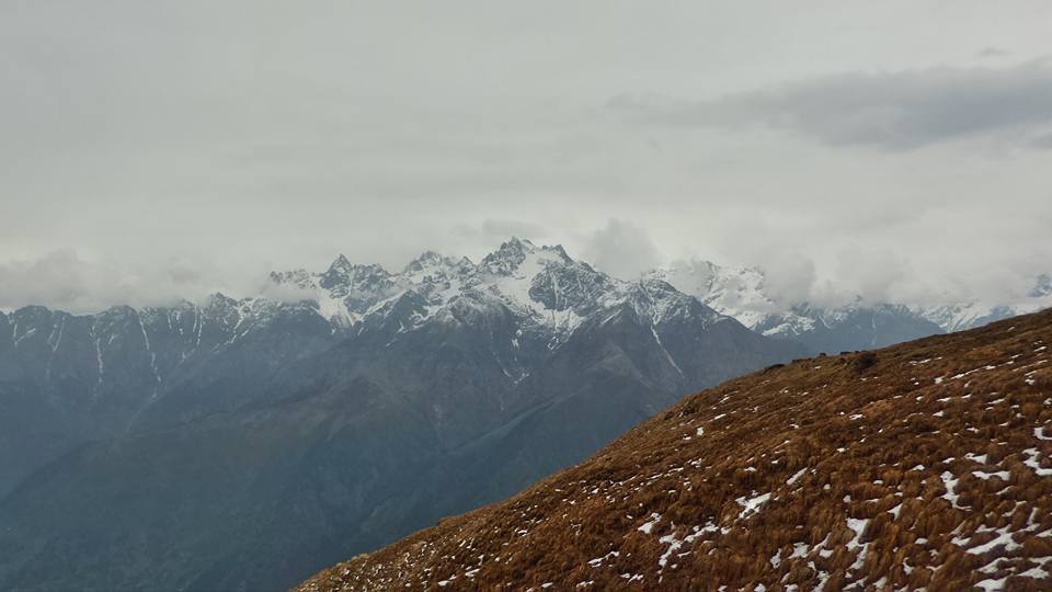 Photo of When your heart is set and the mind ajar, don't worry and climb to Sar: Sar Pass, Himachal Diaries 14/17 by Tushar Chatterji