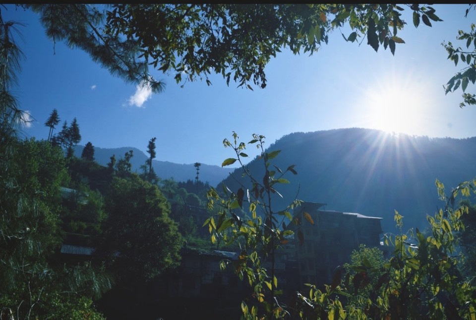 Photo of Jibhi, Himachal Pradesh, India by Lovleen Kaur