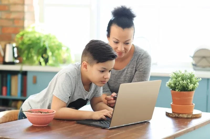 Photo of Unlock Your Potential with Online Mathematics Courses by code young